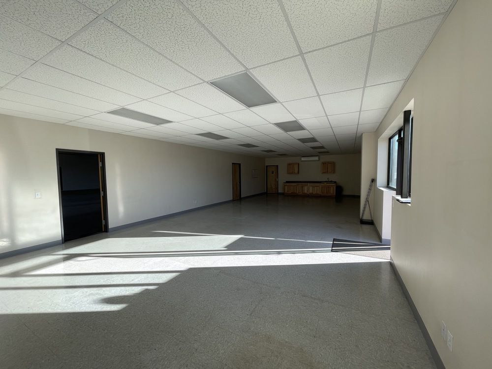 Class A Industrial: 3543 Steelhead Run Drive NE, Suite A, Albany, OR 97321